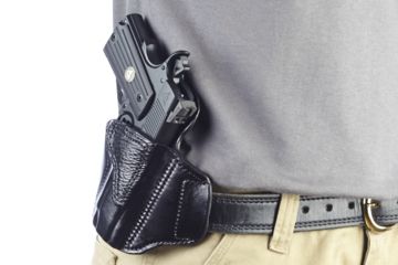 Image of Wilson Combat Lo-Profile II Holster, Officer's 1911, Right Hand, 1.5in Belt, Black Leather with Shark Trim MLP3BLSR15