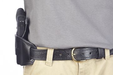 Image of Wilson Combat Lo-Profile II Holster, S and W M and P Compact, Right Hand, 1.5in Belt, Black Leather with Shark Trim MLP14BLSR15