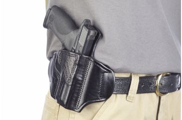 Image of Wilson Combat Lo-Profile II Holster, S and W M and P, Right Hand, 1.5in Belt, Black Leather with Shark Trim MLP13BLSR15