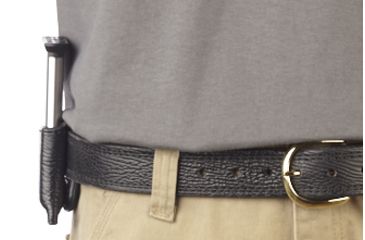 Image of Wilson Combat Single Snap Magazine Pouch, 1911, Left Hand, 1.5in Belt, Black Shark SS1BSL15