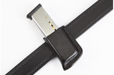 Image of Wilson Combat Single Snap Magazine Pouch, 1911, Right Hand, 1.5in Belt, Black Leather SS1BLR15
