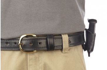 Image of Wilson Combat Single Snap Magazine Pouch, ADP, Right Hand, 1.5in Belt, Black Leather SS4BLR15