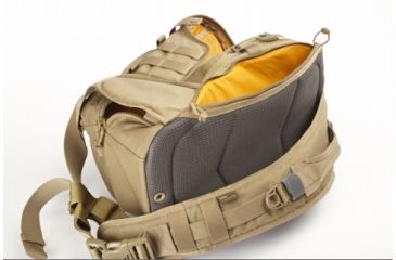 Image of Wilson Combat Vanquest Javelin 2.0 Vslinger Right-Shoulder Slingpack, Tan 789TL