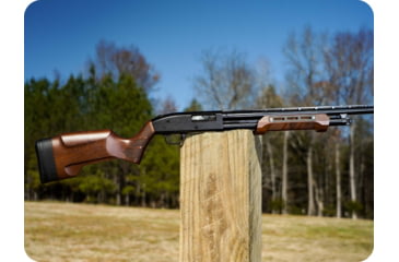 Image of WOOX Gladiatore Shotgun Forend - 6 3/4in Action Tube, Mossberg 500/590, Walnut, SHFRN01201