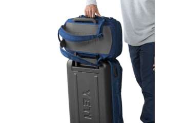 Image of Yeti Crossroads Backpack 35L Navy, Navy, 35 L, 26010000282