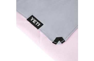 Image of Yeti Lowlands Blanket, Cherry Blossom, 18060131784