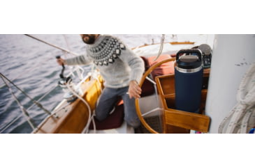 Image of Yeti Rambler 36oz Bottle, Navy, 21071070009