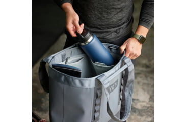 Image of Yeti Camino Carryall 35L 2.0 Tote Bag