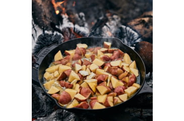 Image of Yeti Carbon Steel Skillet 12