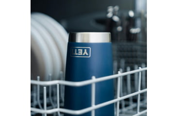 Image of Yeti Rambler 20 oz Tumbler w/Magslider Lid