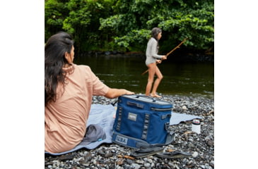 Image of Yeti Yeti Hopper Flip 12 Quart Soft Cooler