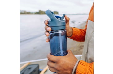 Image of Yeti Yonder 750ml/25 oz Water Bottle w/Straw Cap