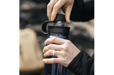 Image of Yeti Yonder 0.75L Tether Bottle, Navy, 0.75 Liter, 21071502373