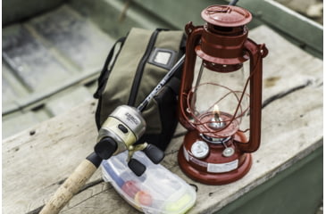 Image of Zebco 33 Gold Spincast Reel and Rod Combo, 6ft 2-PC Rod, SZ 30 Reel, 10lb Line, 33G602MA.NS4