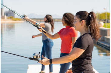 Image of Zebco 33 With 2 Piece Medium Rod Pkg Combo 10lb, 5ft 6in, 3490N.BP4