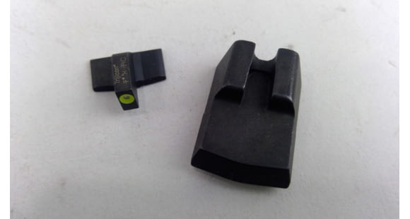 Image of USED EDEMO Trijicon HD XR Night Sight Set, Yellow Front Outline for HandK 45C/P30/VP9, Black, 600895, EDEMO1, EDEMO1, Used, Condition Fair, Installed/Mounted