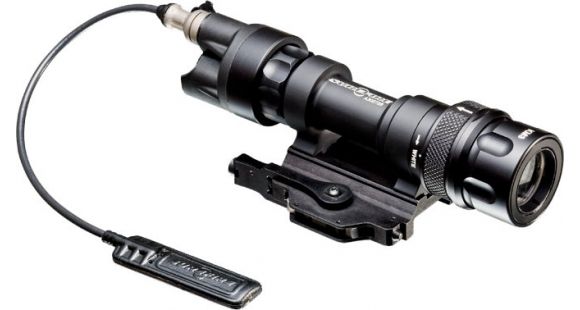 Image of SureFire WeaponLight for Rifles/Carbines/SMGs with Picatinny Rail, Black, NSN 6240-01-585-1086, M952V-BK