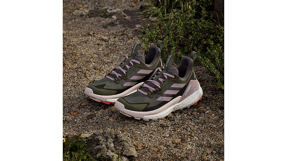 Adidas Terrex IG8892 TERREX FREE HIKER 2, Womens, OLISTR/PRLOFI/AMBTIN, 10, IG8892-10