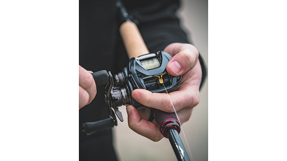 Daiwa Steez-A 100 TWS Baitcast Reel, 8.1-1, 12 + 1, Right Hand, STZ100XH