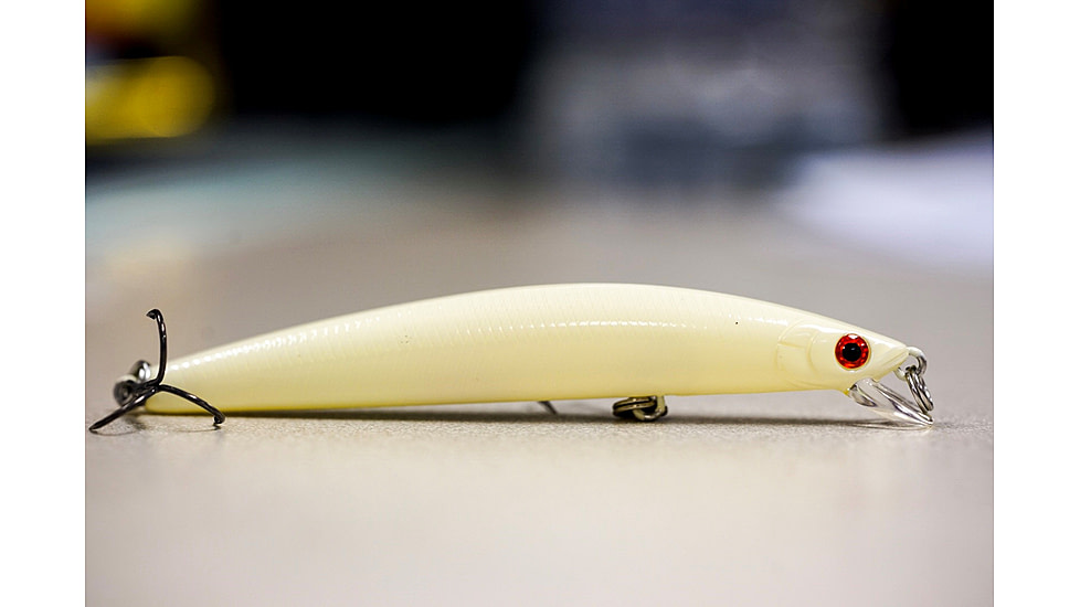 Daiwa Team Minnow Lure, 3.75in, 1/3oz, Bone, TDM95SP35