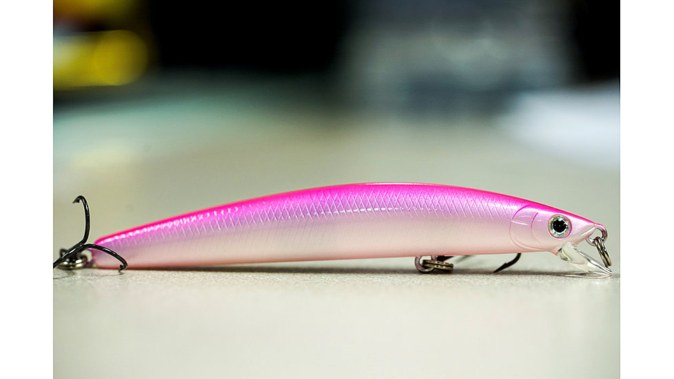 Daiwa Team Minnow Lure, 3.75in, 1/3oz, Ghost Pink, TDM95SP65