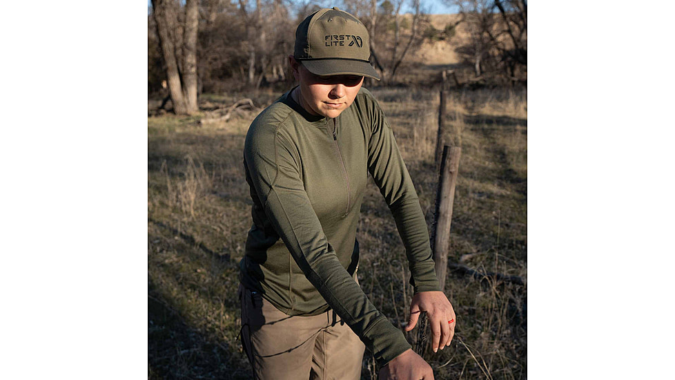 First Lite Wick Quarter Zip - Womens