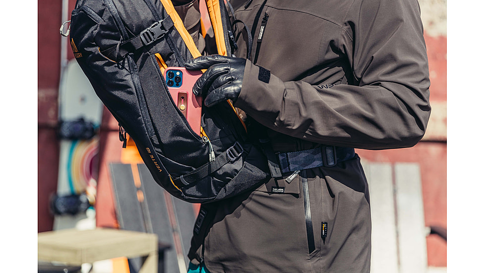 Gregory Verde 18L Backpack, Coyote Midnight, Small/Medium, 147907-A181