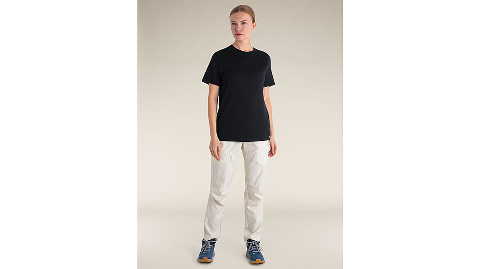 Icebreaker Merino 150 Tech Lite SS Relaxed T-Shirt - Womens, Black, Extra Small, IB0A56XZ001XS