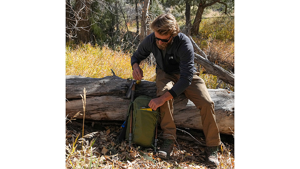 Kelty Asher 18L Backpack, Winter Moss/Dill, 18 Liter, 22629023WM