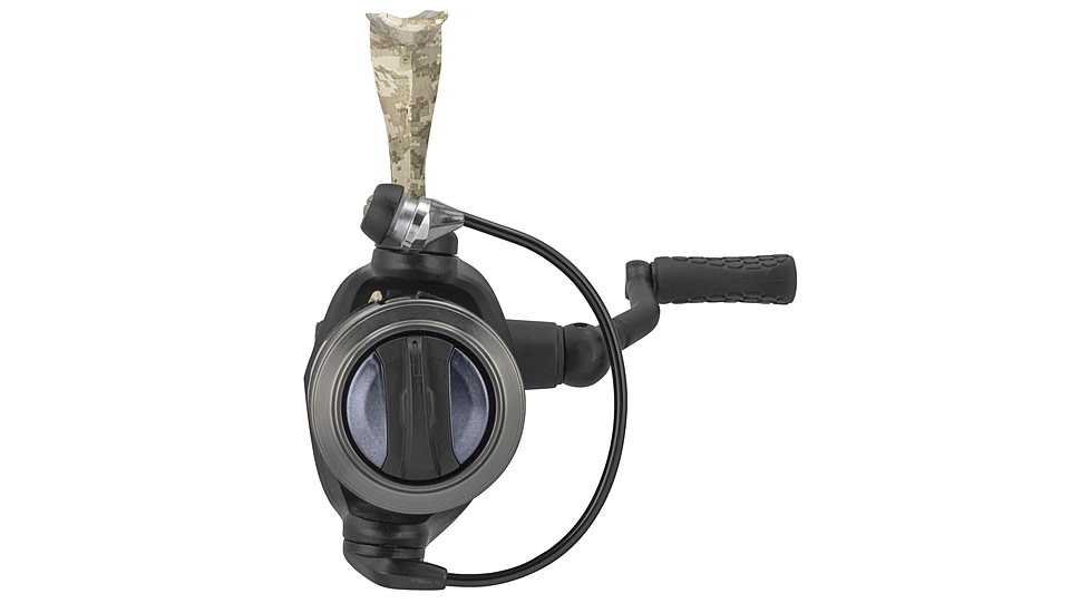 Lew’s American Hero Camo Spinning Reel, SZ 300 Reel, 5+1 Bearings, 6.2-1 Ratio, 1-PC Graphite Frame, Oiled Felt Multi-Disc Drag, Camo/Black, Clam Pack, AHC300G2C