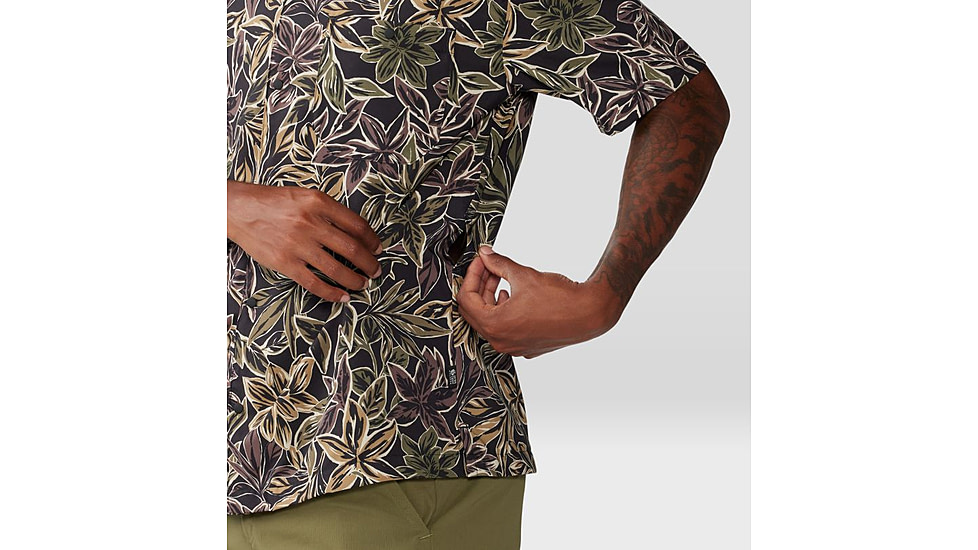 Mountain Hardwear Trail Sender Camp Shirt - Mens, Black Floral Print, Medium, 2075061010-M
