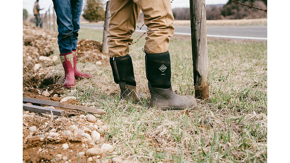 Muck Boots Chore Tall Wateproof Rubber Work Boot - Mens, Black, 5, CHH-000A-BL-050