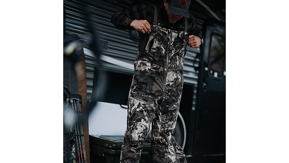 Muddy DV8 Mammoth Bibs