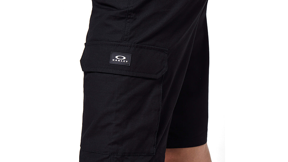 Oakley Utilitarian Cargo Short, Mens, Blackout, 31, FOA401071-02E-31