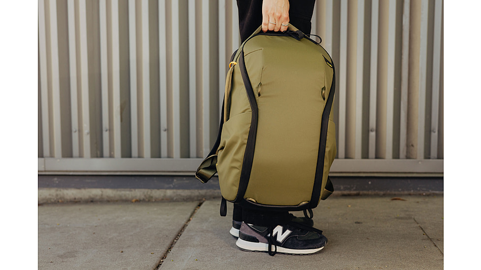 Peak Design Everyday 15 Liters Zip Bag, Kelp, BEDBZ-15-KP-3