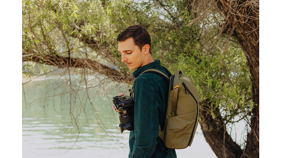 Peak Design Everyday 20 Liters Backpack, Kelp, BEDB-20-KP-3