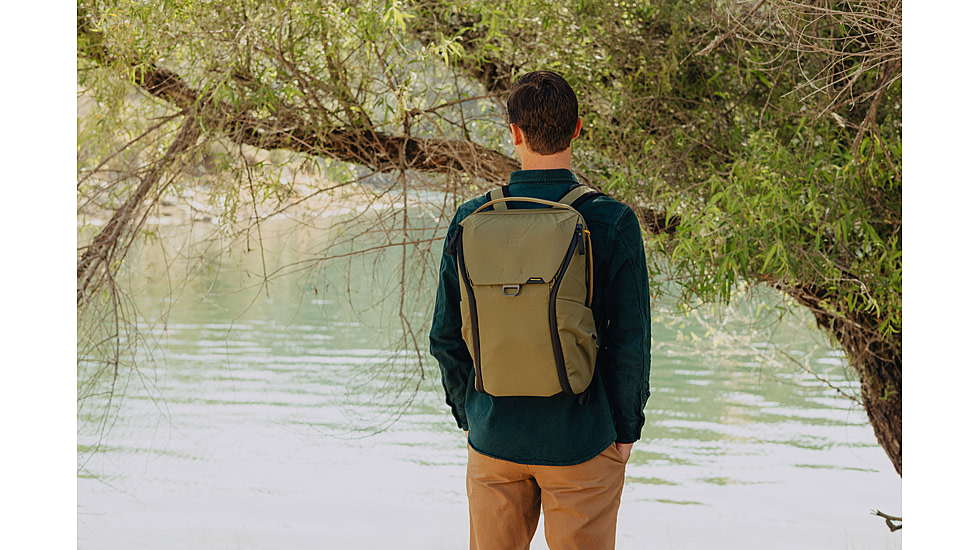 Peak Design Everyday 20 Liters Backpack, Kelp, BEDB-20-KP-3