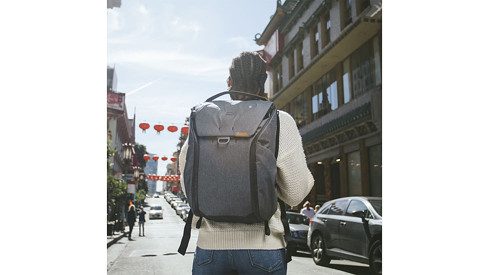 Peak Design Everyday 30 Liters Zip Backpack, Charcoal, BEDB-30-CH-2
