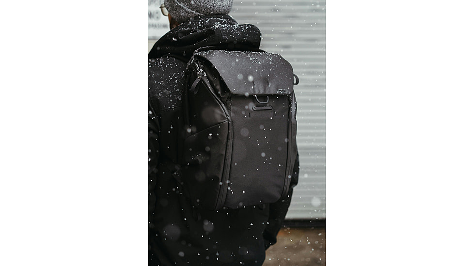 Peak Design Everyday V2 Backpack, 20 Liters, Black, BEDB-20-BK-3
