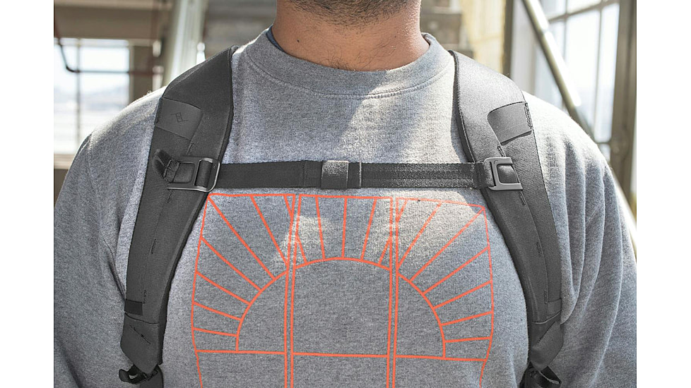 Peak Design Everyday V2 Backpack, 20 Liters, Black, BEDB-20-BK-3