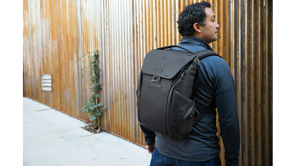 Peak Design Everyday V2 Backpack, 20 Liters, Black, BEDB-20-BK-3
