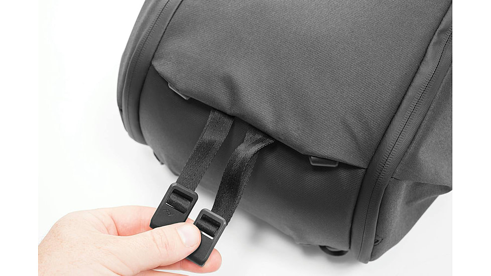 Peak Design Everyday V2 Backpack, 20 Liters, Black, BEDB-20-BK-3