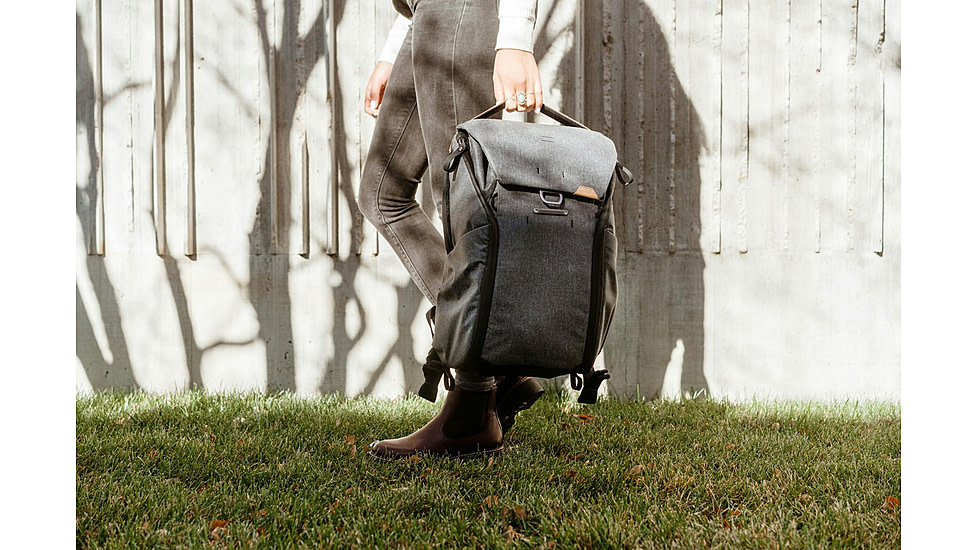 Peak Design Everyday V2 Backpack, 20 Liters, Charcoal, BEDB-20-CH-3
