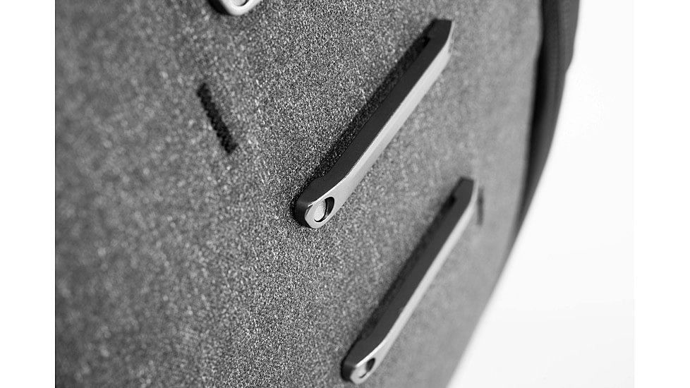 Peak Design Everyday V2 Backpack, 20 Liters, Charcoal, BEDB-20-CH-3