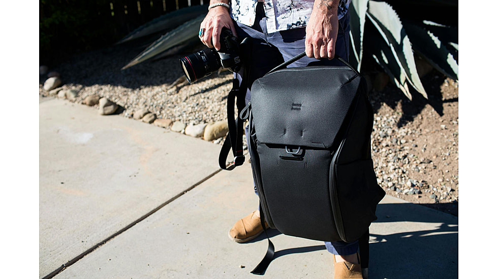 Peak Design Everyday V2 Backpack, 30 Liters, Black, BEDB-30-BK-3