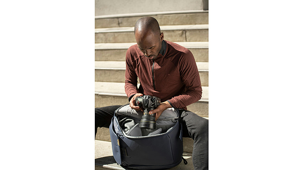 Peak Design Everyday V2 Backpack, 30 Liters, Midnight, BEDB-30-MN-3