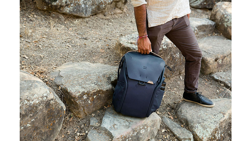 Peak Design Everyday V2 Backpack, 30 Liters, Midnight, BEDB-30-MN-3