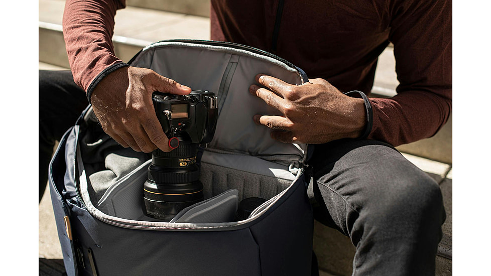 Peak Design Everyday V2 Backpack, 30 Liters, Midnight, BEDB-30-MN-3