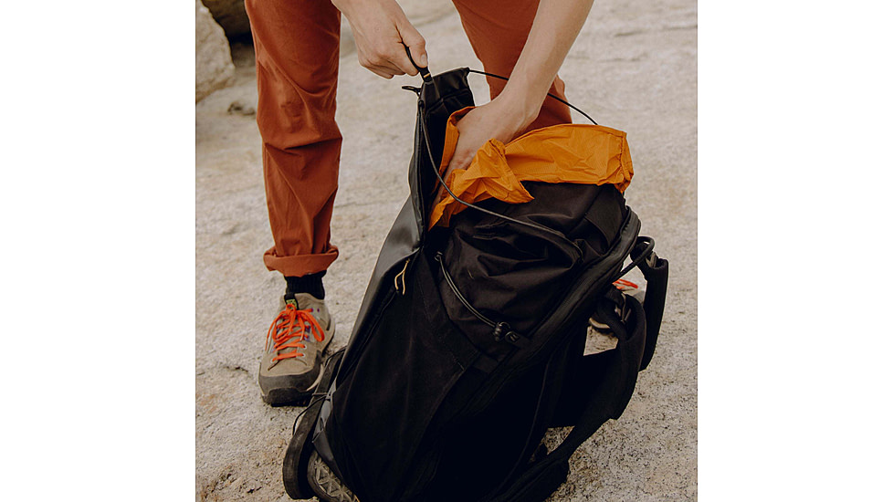 Peak Design Outdoor 25L Backpack, Black, BABP-25-BK-1