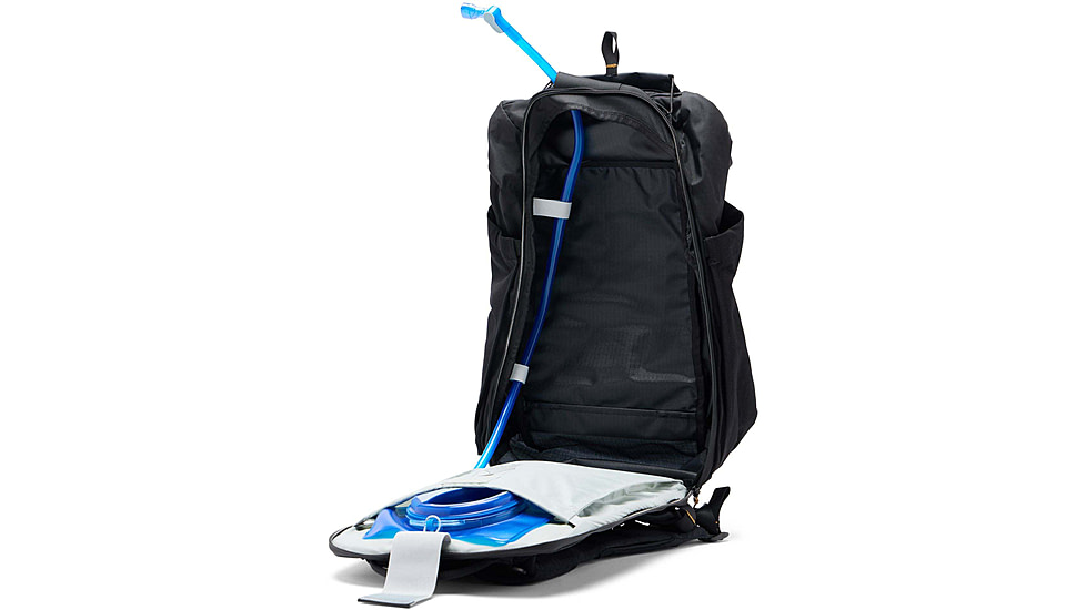 Peak Design Outdoor 25L Backpack, Cloud, BABP-25-CD-1